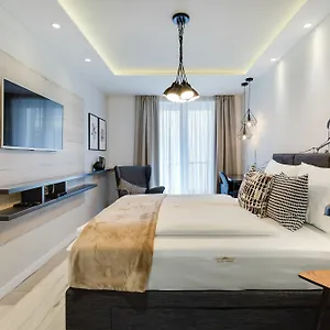 Classy Design 4*, Zadar Kroatien